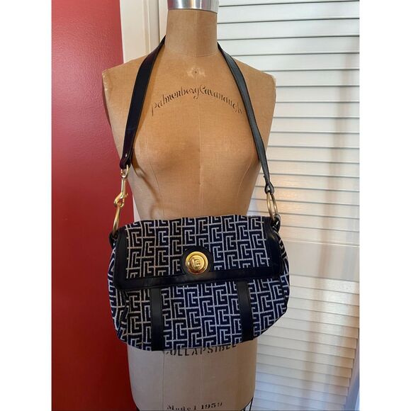 PIERRE BALMAIN | vintage 1970s labyrinth monogram shoulder bag - Picture 16 of 16